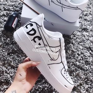 Personalized graffiti Nike Air Force 1 CUSTOMS
